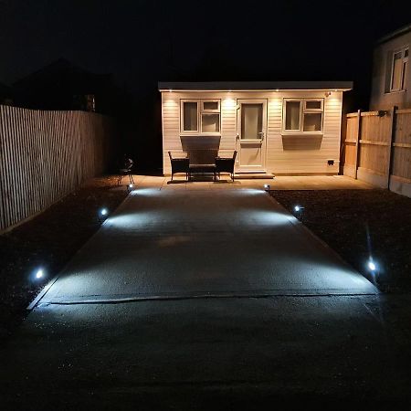 The Tiny Sea Gem Apartment Jaywick Sands ภายนอก รูปภาพ