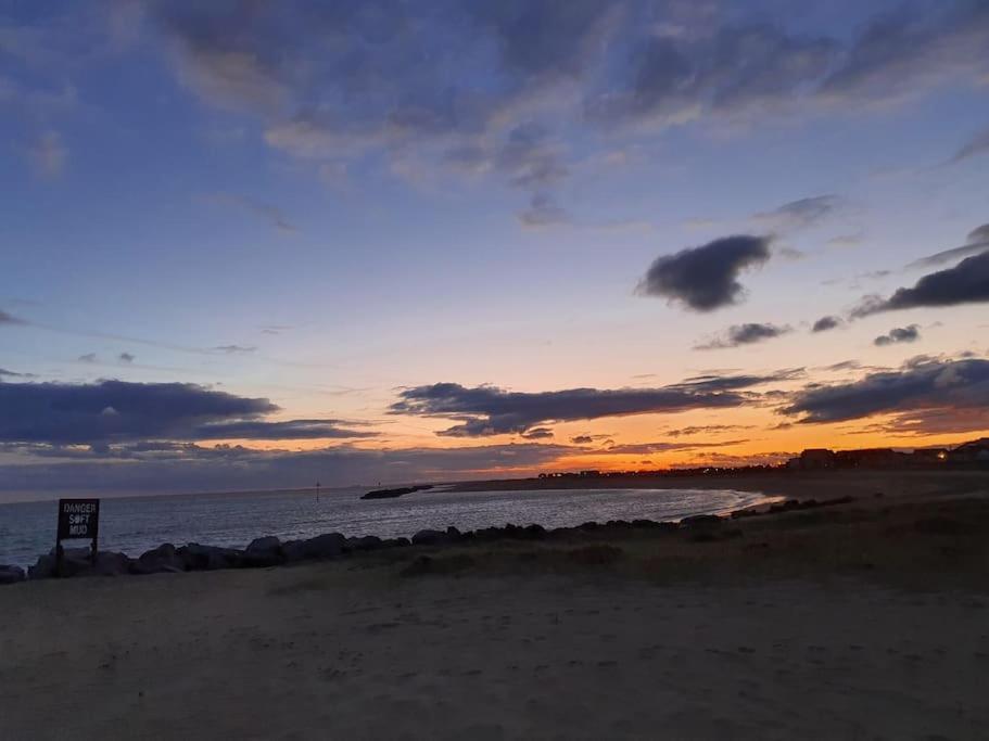 The Tiny Sea Gem Apartment Jaywick Sands ภายนอก รูปภาพ