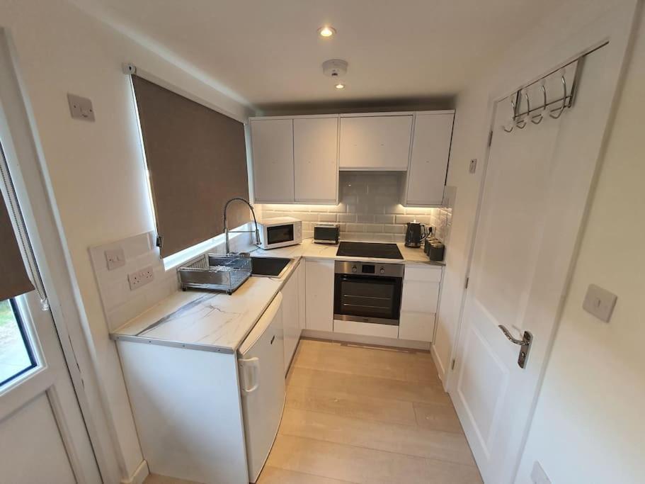 The Tiny Sea Gem Apartment Jaywick Sands ภายนอก รูปภาพ